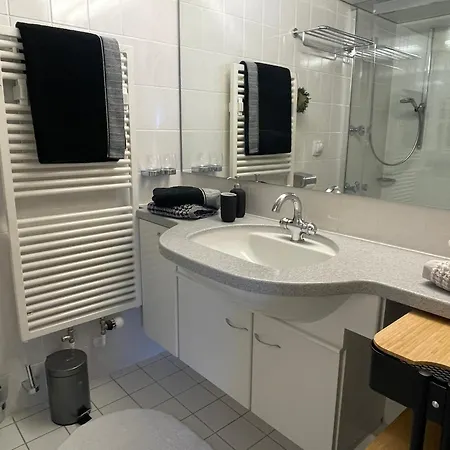 Apartment Queen Josefine, 3-zimmer-eckwohnung Mit Trave- Und Meerblick Lubeck