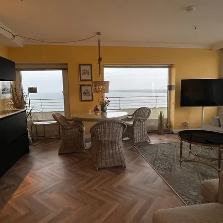Queen Josefine, 3-zimmer-eckwohnung Mit Trave- Und Meerblick Daire